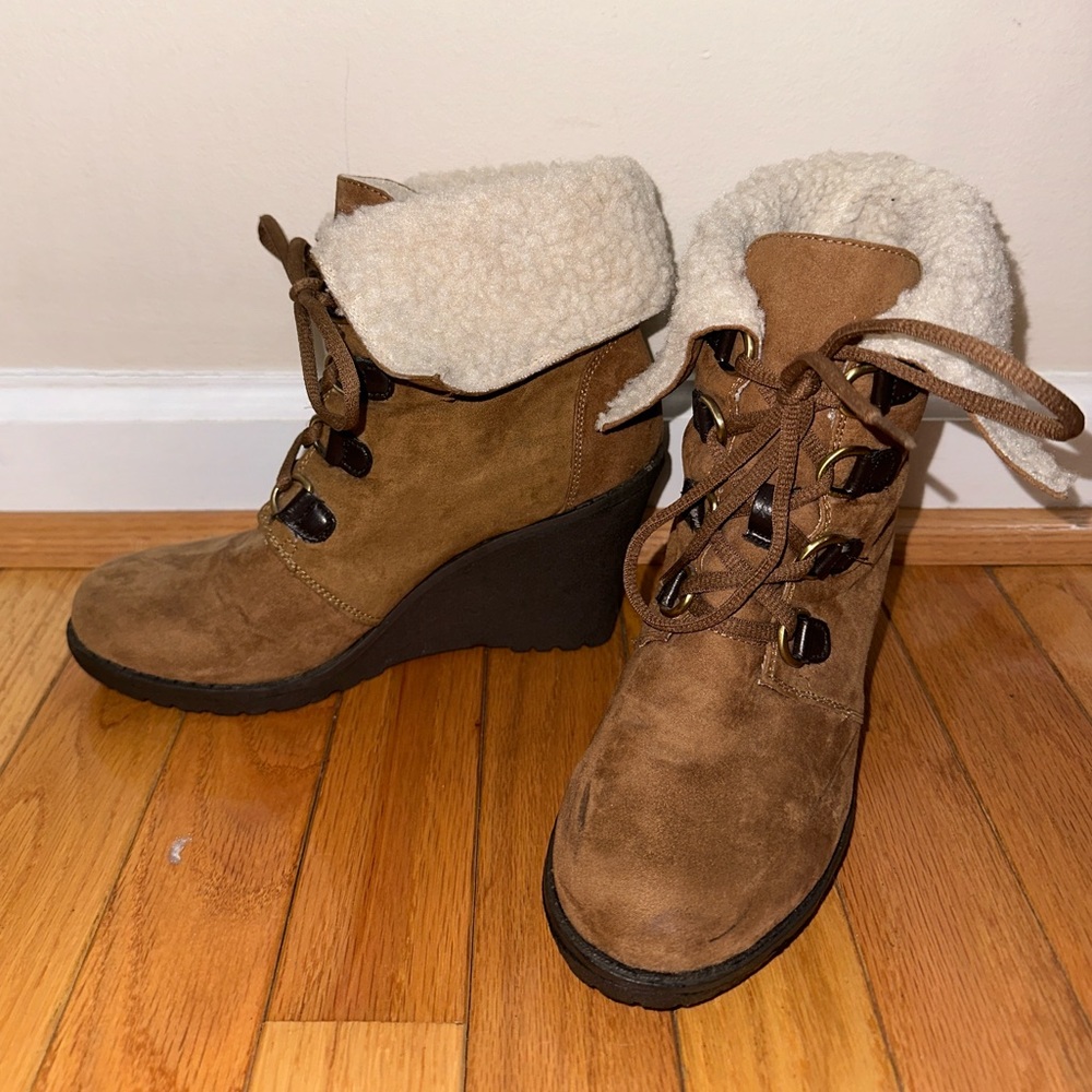 Route 66 Brown Lace Up Faux Suede Womens Wedge Booties Size 7